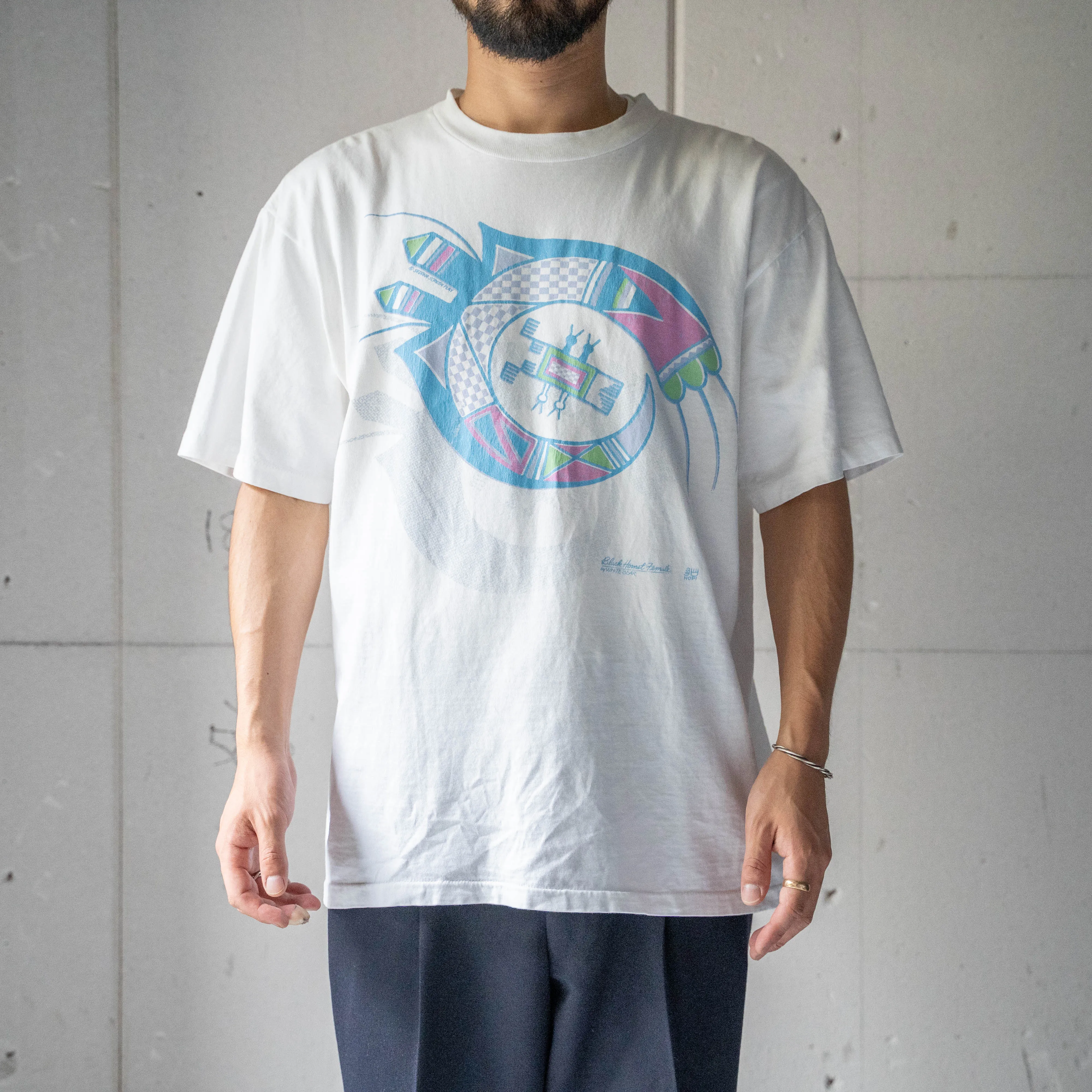 1980s white color graffic print T-shirt 'made in USA' -single stitch-