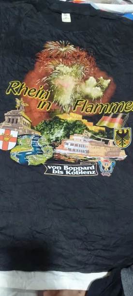 28 pieces of print shirts