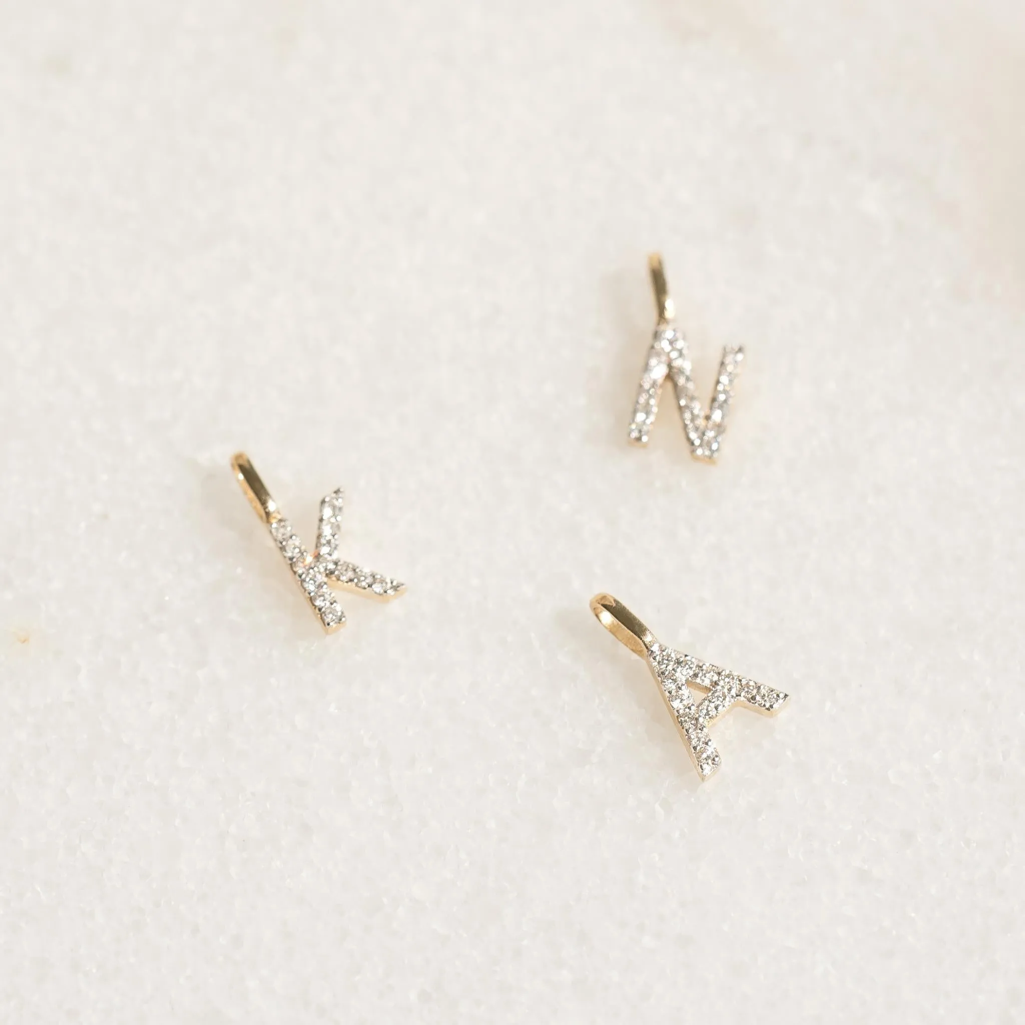 Diamond Initial Pendant 14k Gold - Q