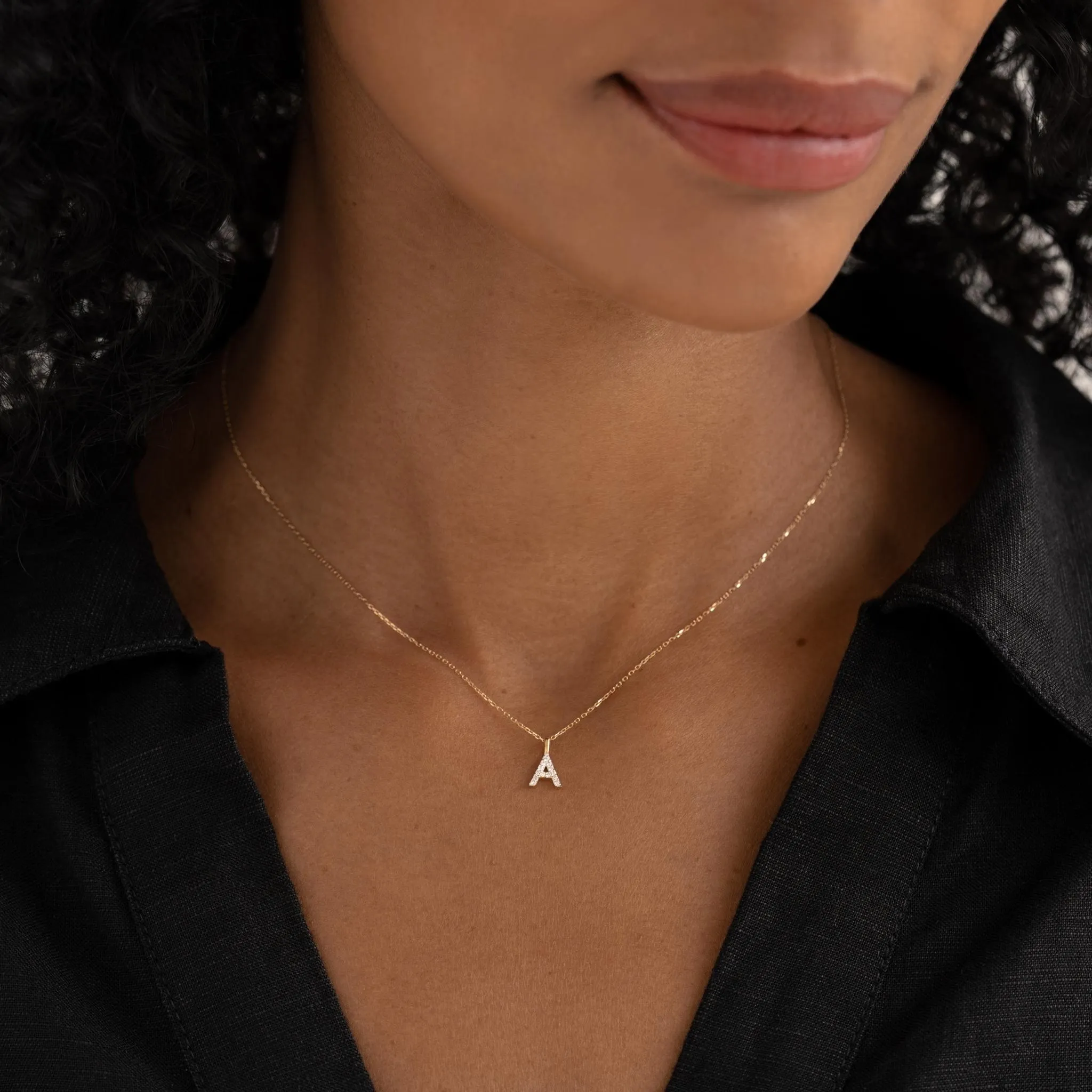 Diamond Initial Pendant 14k Gold - Q