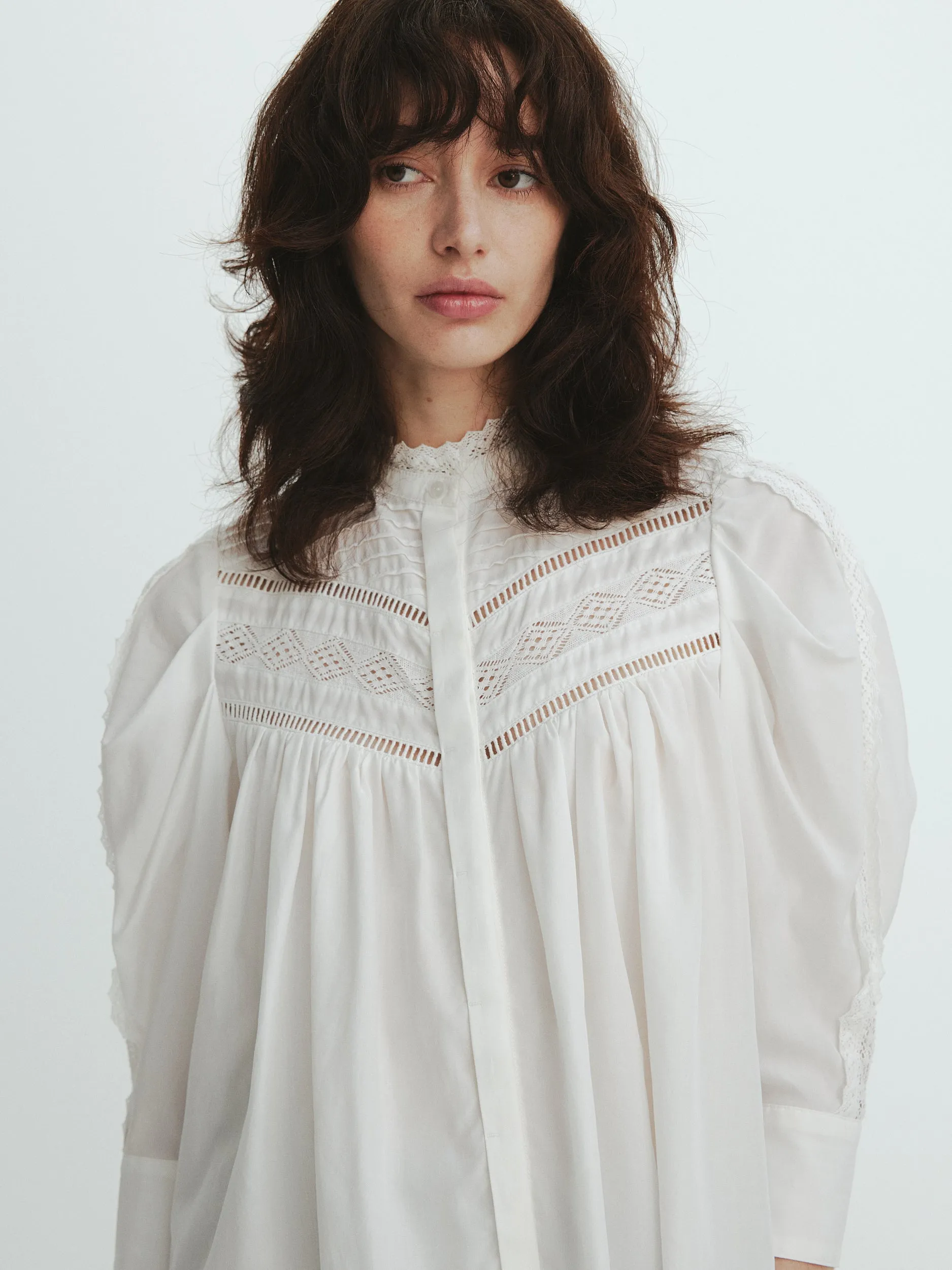 Drape sleeve lace blouse