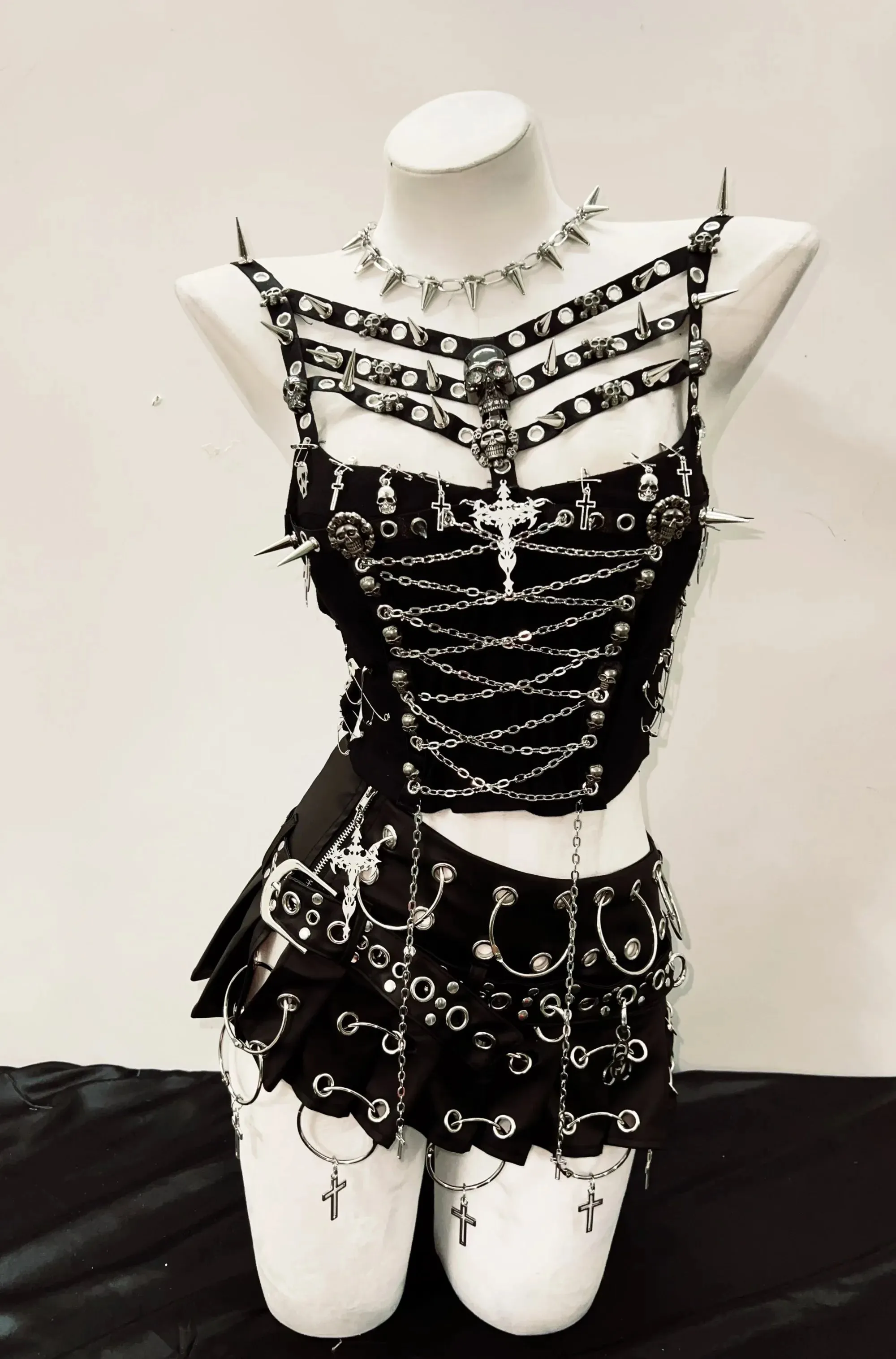 Flytonn-Gothic Tank Tops Punk Tank Tops  y2k fashion bustier top gothic clothes vintage tops Rivets Tank Tops Skull top y2k clothes