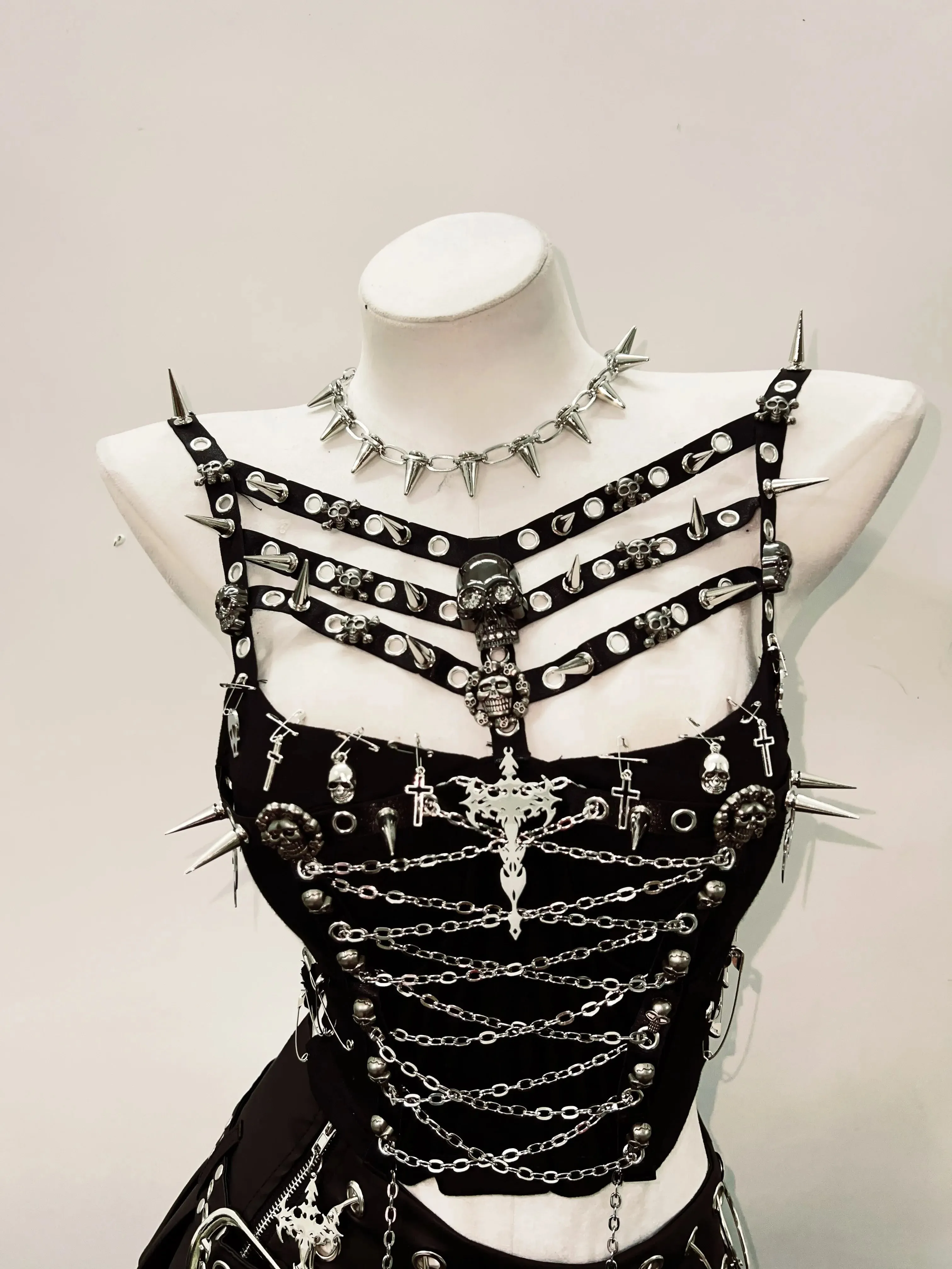 Flytonn-Gothic Tank Tops Punk Tank Tops  y2k fashion bustier top gothic clothes vintage tops Rivets Tank Tops Skull top y2k clothes